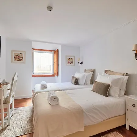 Bed & Breakfast Casa Do Mercado Lisbona