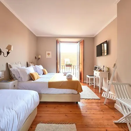 Casa Do Mercado Bed & Breakfast 4*