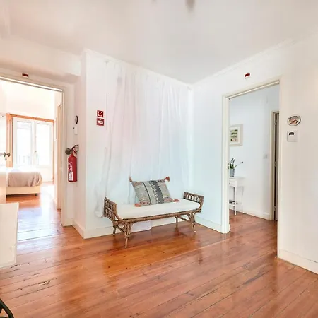 Alojamento de Acomodação e Pequeno-almoço Casa Do Mercado Lisboa