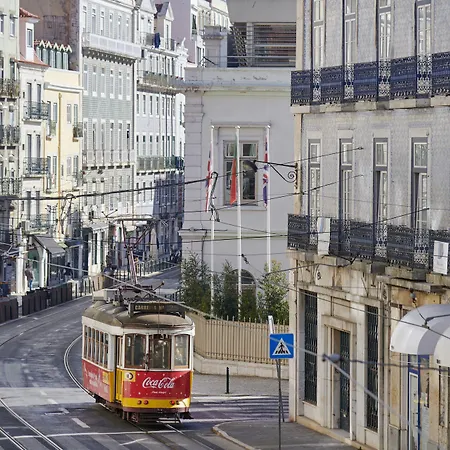 לינה וארוחת בוקר Casa Do Mercado 4*