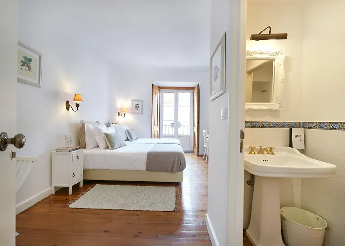 Casa Do Mercado Bed & Breakfast 4*