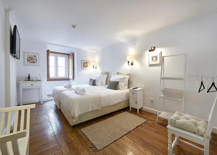 Casa Do Mercado Bed & Breakfast 4*